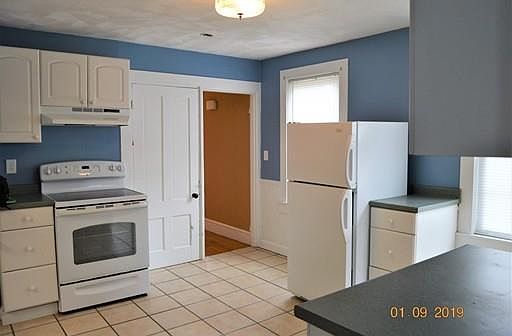 4th image of 148 South St #0