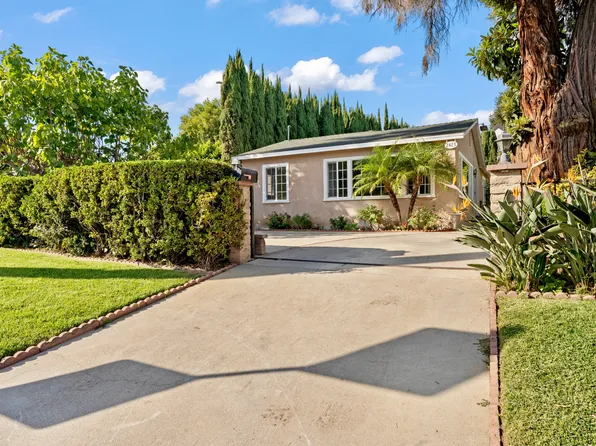 2423 San Pasqual St, Pasadena, CA 91107