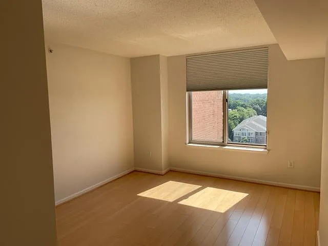 2726 Gallows Rd #1107 — Photo 13