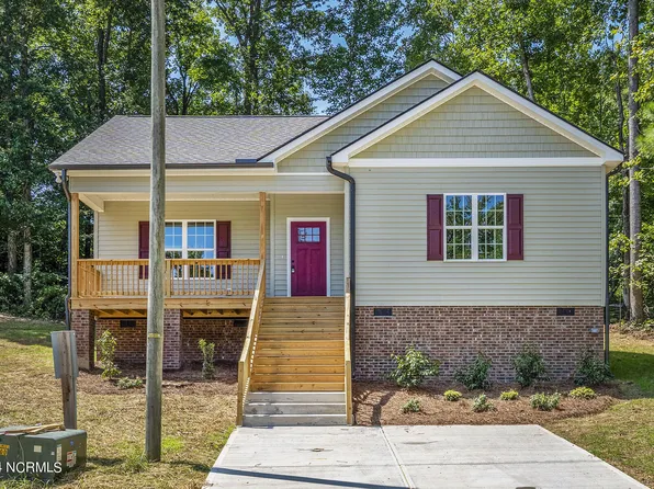 239 Ingle Street, Siler City, NC 27344