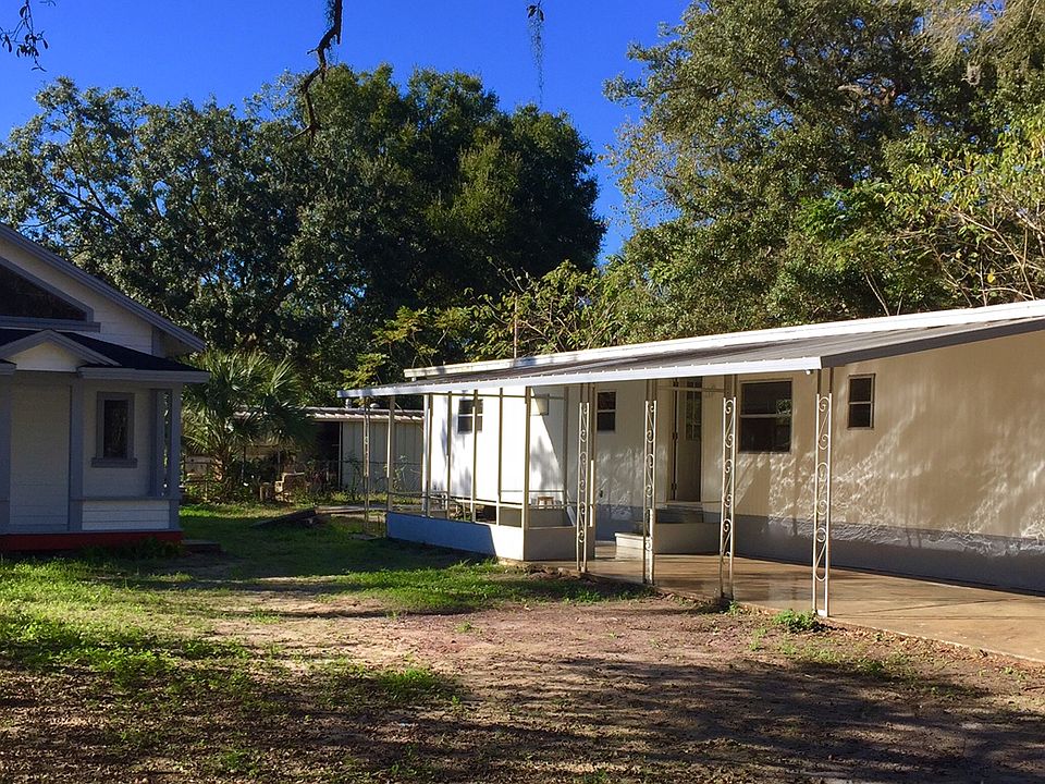 1st image of 1565 Carlisle Dr