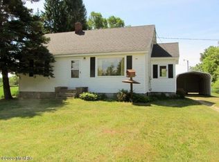 6907 Forteen Mile Rd, Evart, MI 49631
