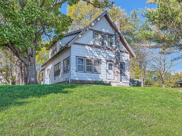 110 5th Ave NW, New Prague, MN 56071