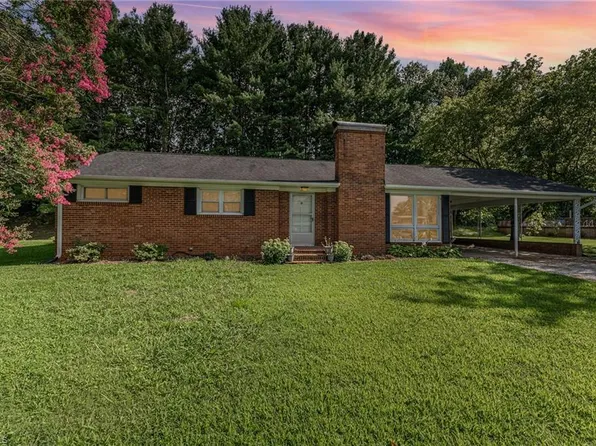 5031 State Highway 268, Dobson, NC 27017