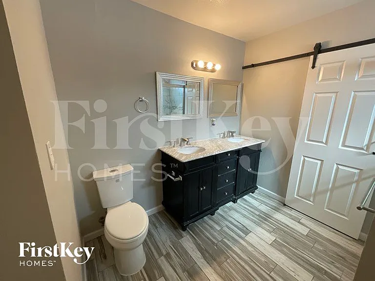 2133 E Larkspur Dr — Photo 11