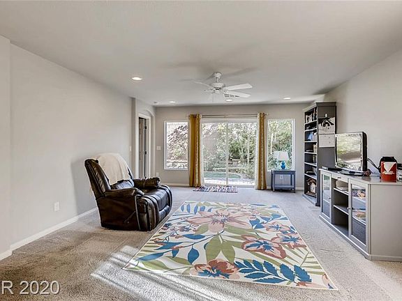 5th image of 8296 Hamilton Oaks St