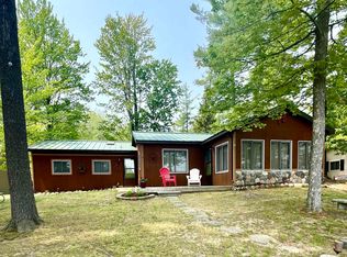 3416 E Pinecrest Dr, Gladwin, MI 48624