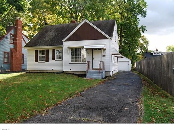 2nd image of 189 Wychwood Ln