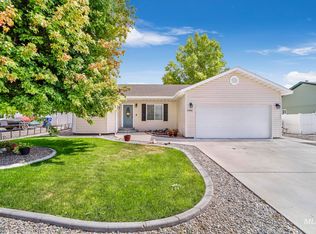 1008 Jacklyne Cir, Filer, ID 83328