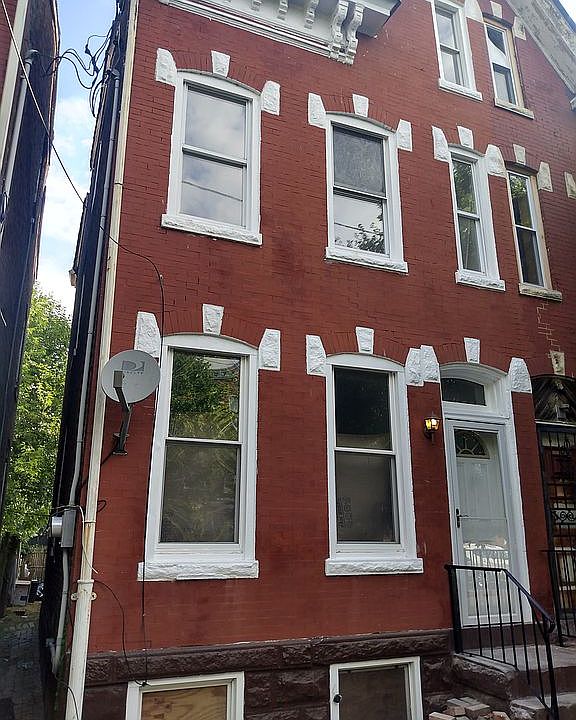 GET A GLASS OF RED WINE 