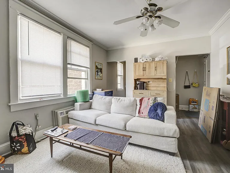 1820 Swann St NW #203 — Photo 4