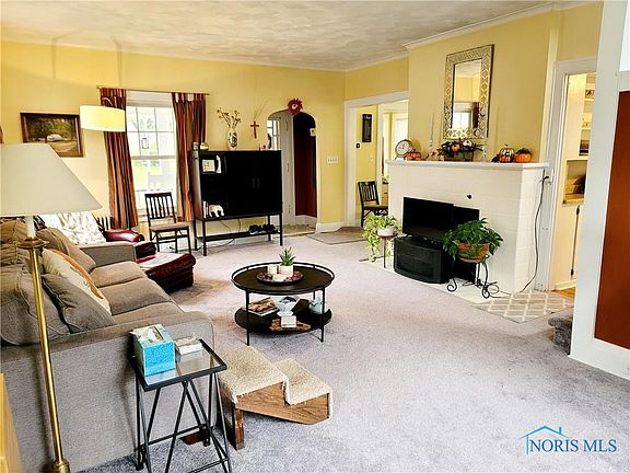 2nd image of 2658 Brookford Dr