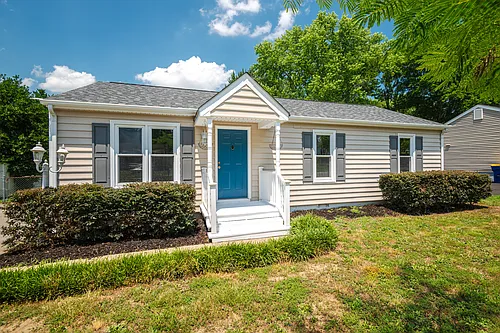 5712 Sara Kay Dr Photo 1