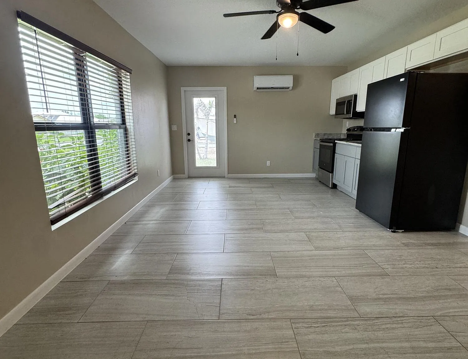 1 bed, 1.0 bath, 559 sqft, $1,400 — Photo 3