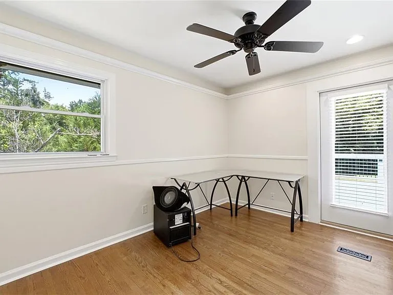 353 Westside Dr — Photo 19