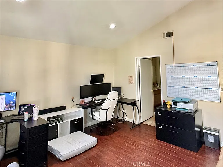 10651 Bell St — Photo 14