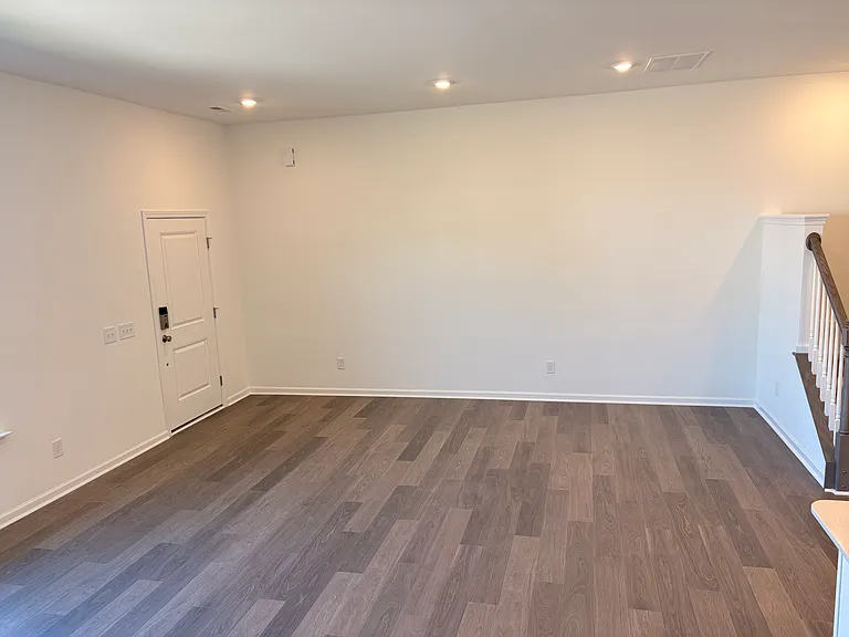 202 Silver Fleet Dr — Photo 5