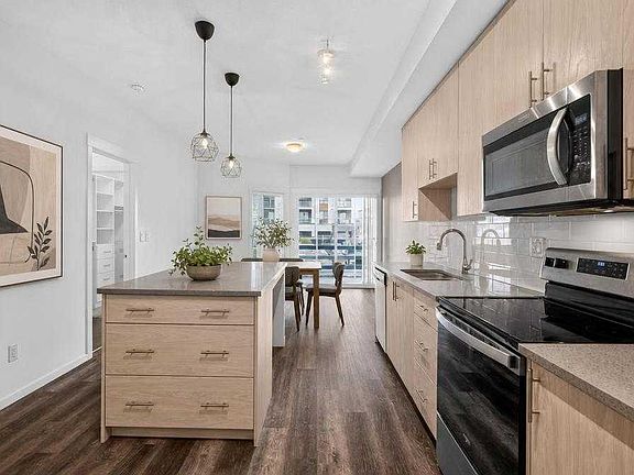 4th image of 298 E Sage Meadows Park NW #2105