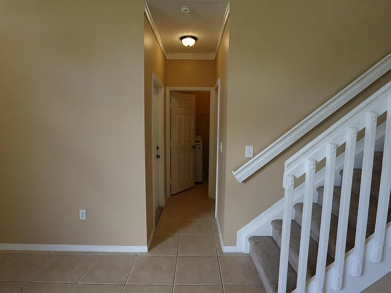 2202 SE 17th Ave — Photo 27