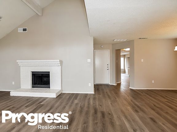 4th image of 1333 Wheatfield Dr