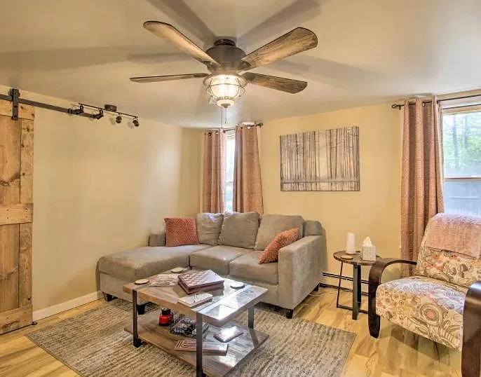 48 Proprietors Rd — Photo 3