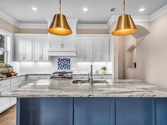 5th image of 4025 Brownway Dr