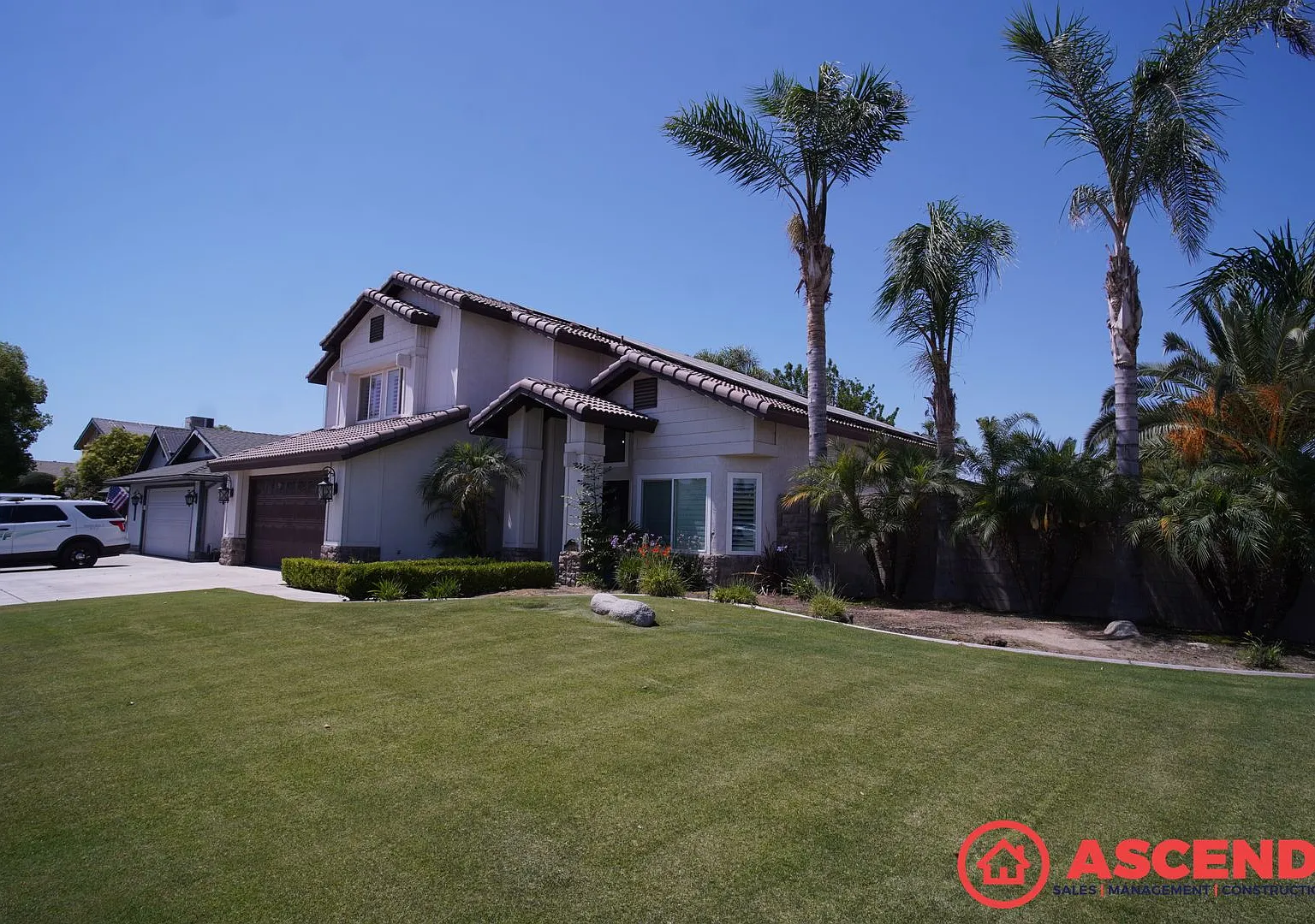 Spacious 3BD/3BA Home with Private Pool in Desirable Bakersfield 93312 $500 Off First Month! — Photo 1