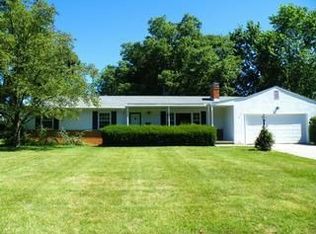 2248 Buckley Rd, Columbus, OH 43220