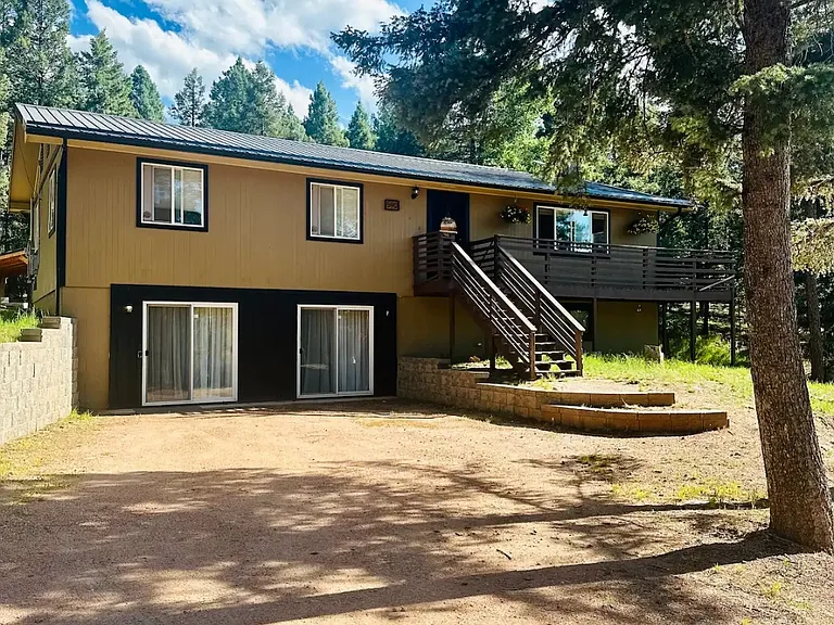 590 Ponderosa Ln #B — Photo 11