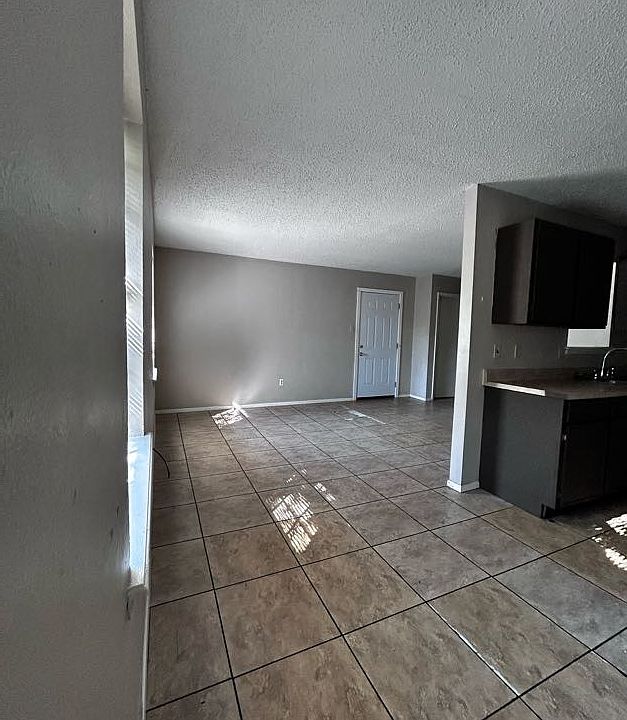 1st image of 513 Tammy Lynn Dr #2-1