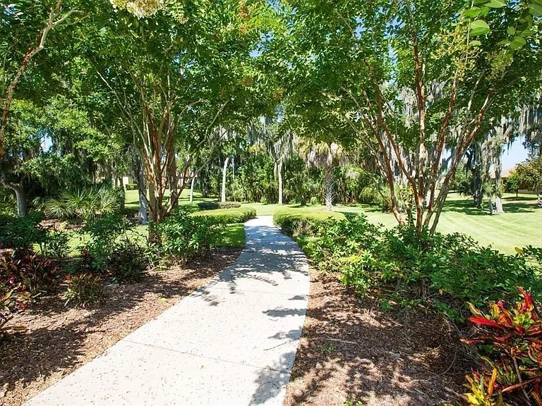 5409 Sunset Falls Dr — Photo 28