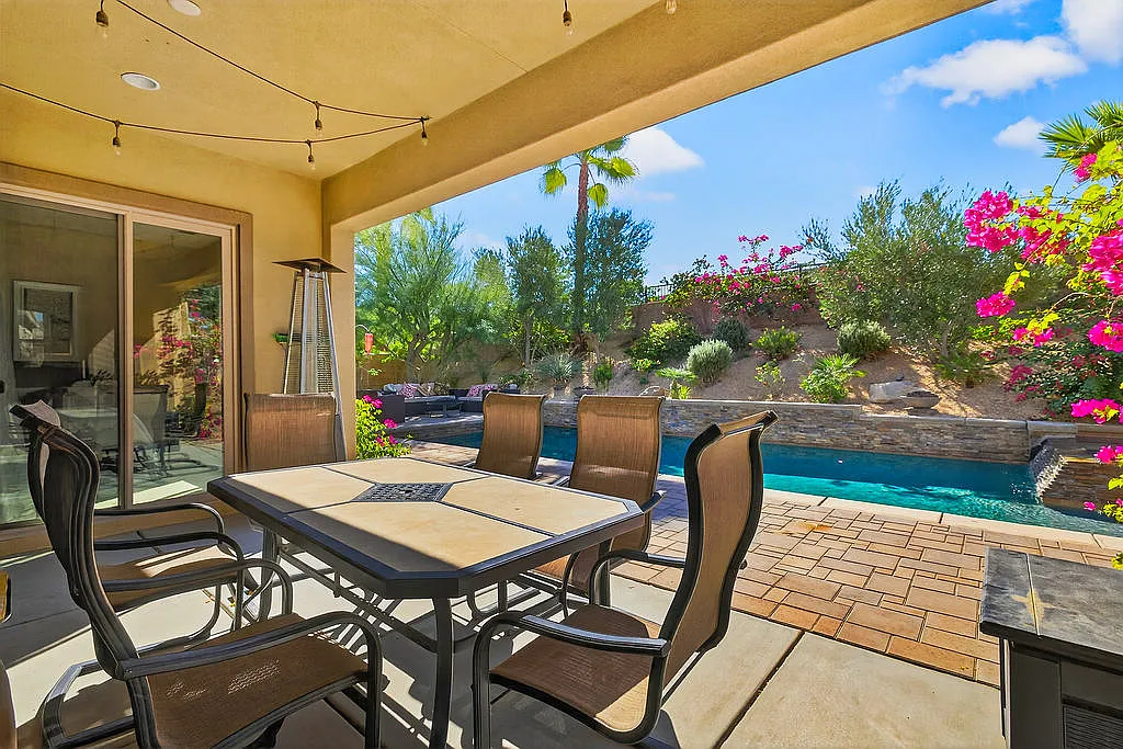 4 bed, 2754 sqft, $4,500 — Photo 3