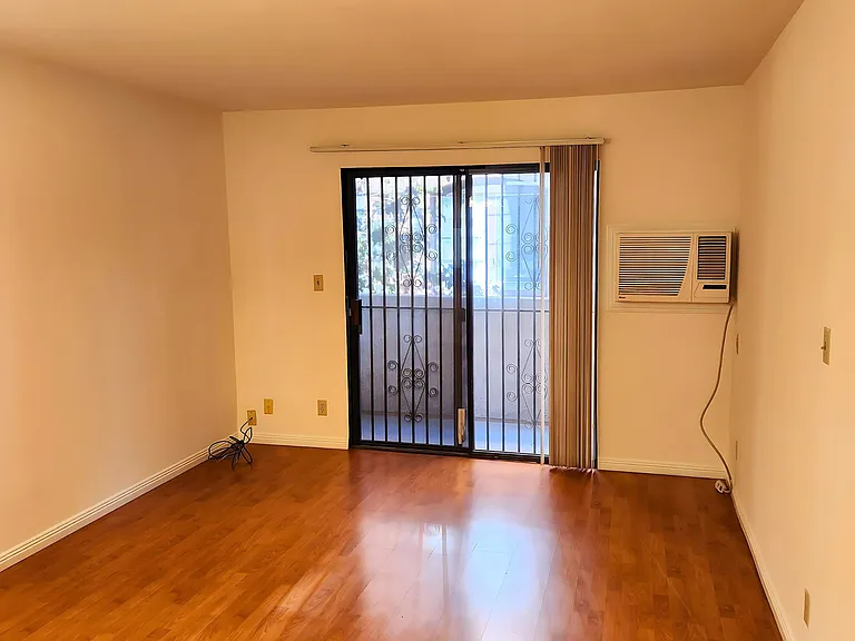 432 S. Normandie Ave, Los Angeles, CA 90020 — Photo 4