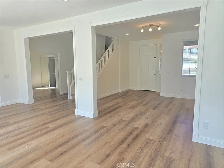 43717 Calabro St — Photo 5
