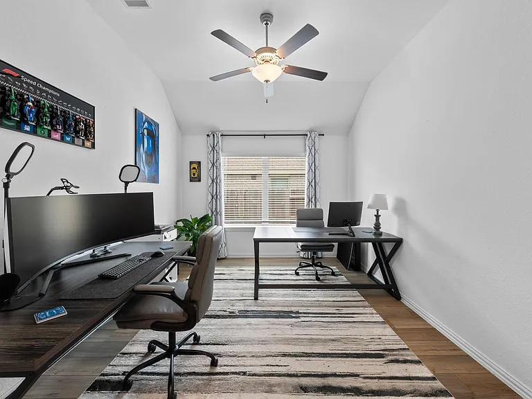 14206 Hawley Village Way — Photo 18