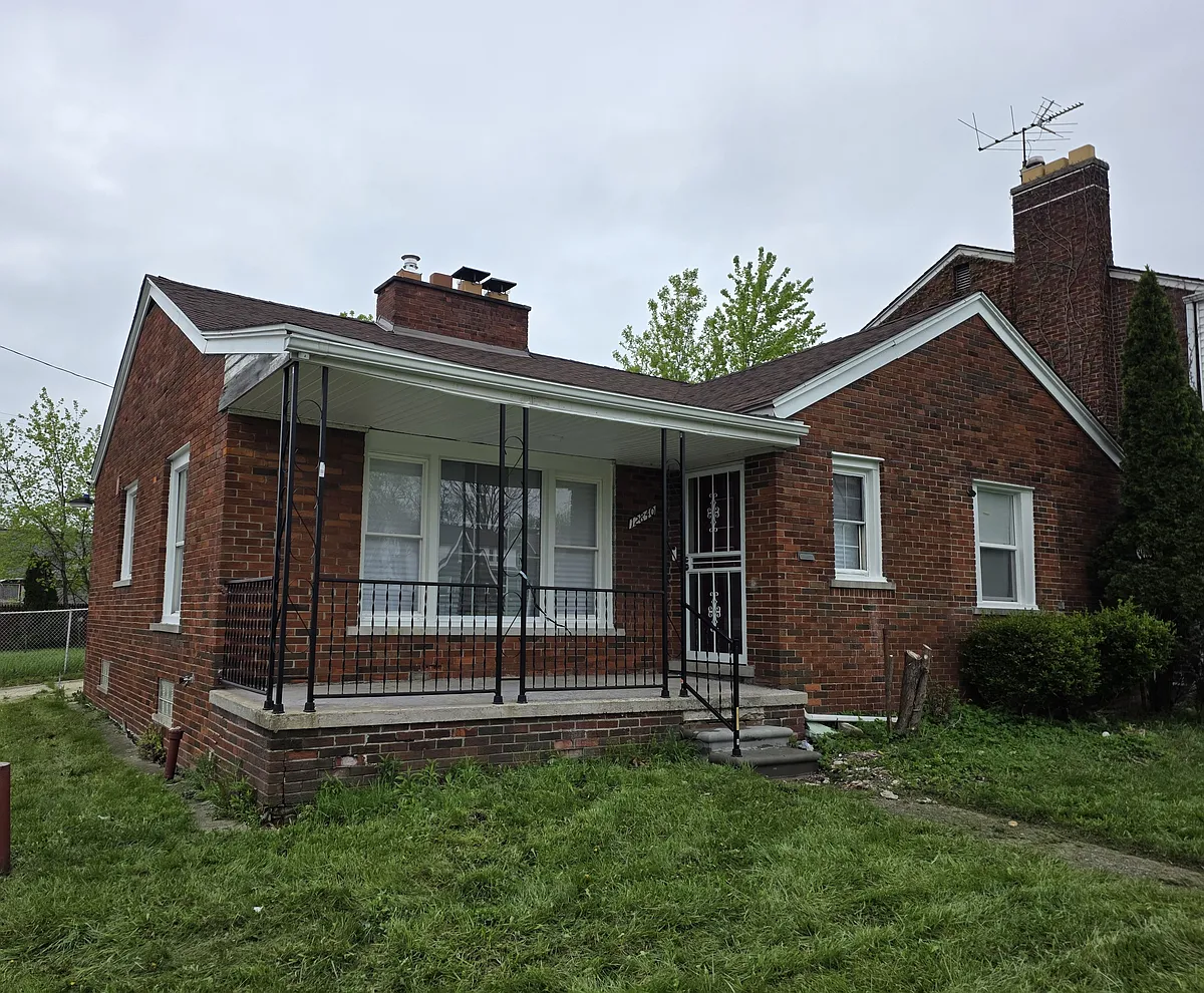 Building Photo - 12840 Kilbourne St