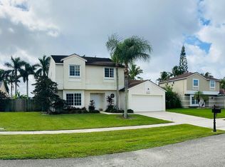 9928 Moss Pond Dr, Boca Raton, FL 33496