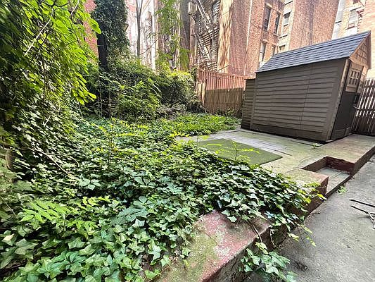 1st image of 1594 3rd Ave #Rr