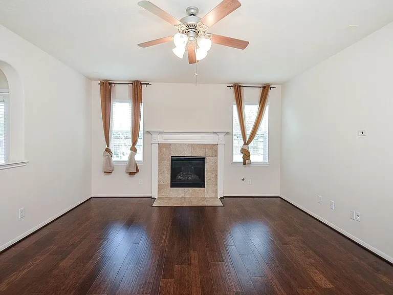 26715 Mandrake Falls Ct — Photo 7