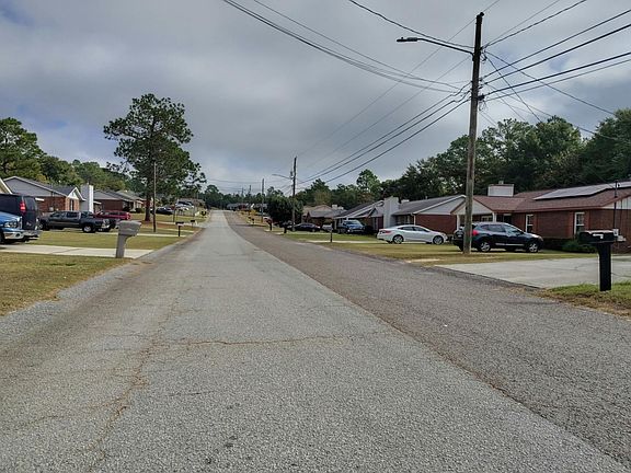 4th image of 3437 McAlpine Dr
