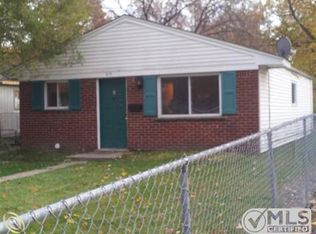 215 W Columbia Ave, Pontiac, MI
