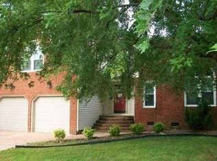 530 Wittington Dr, Chesapeake, VA 23322