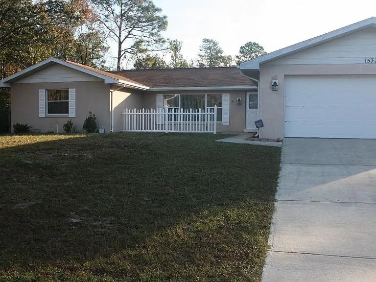 15335 SW 43rd Avenue Rd — Photo 8