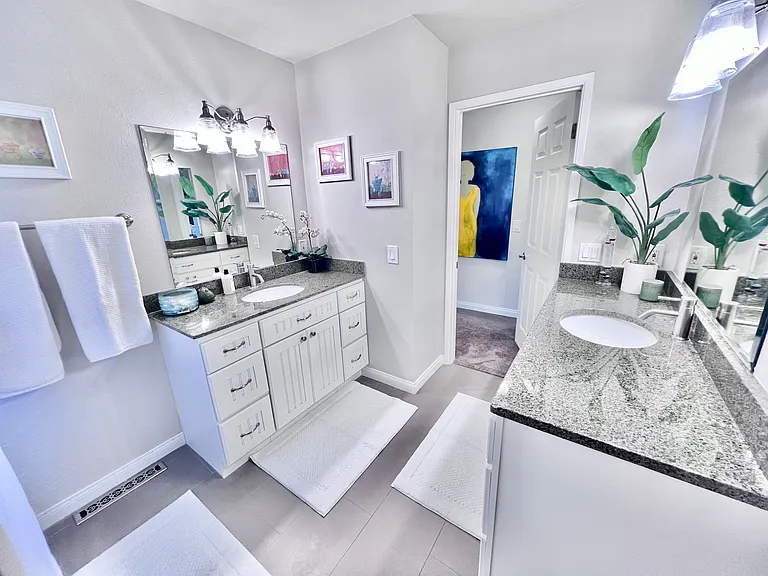753 Val Sereno Dr — Photo 89
