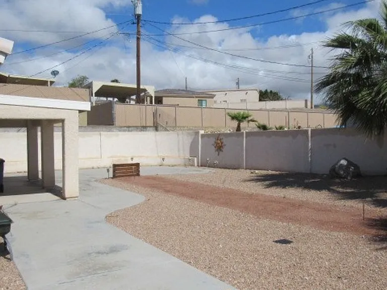 3740 Hiawatha Dr — Photo 18