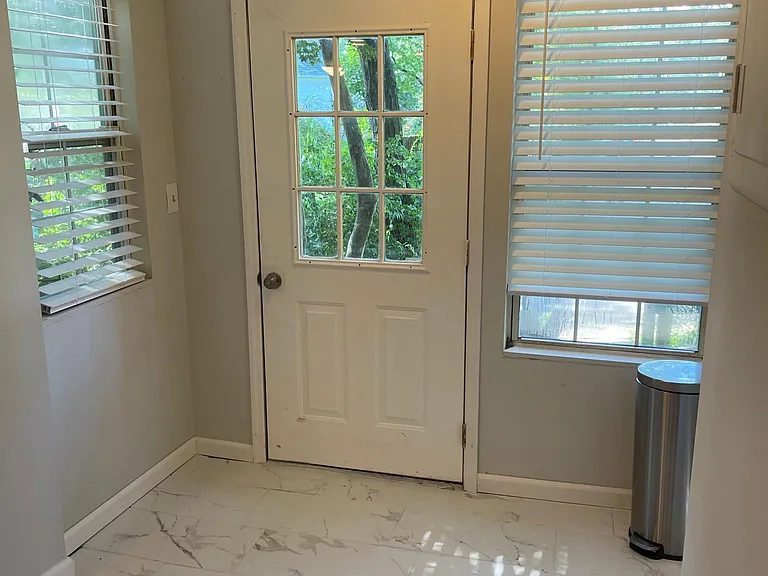 30 Hawthorne Rd #1 — Photo 2