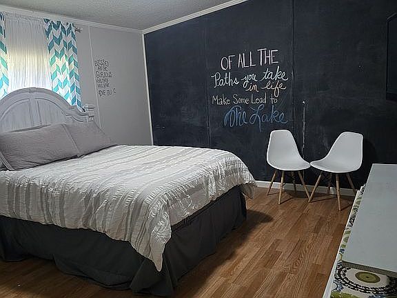 5th image of 271 Johns Branch Rd