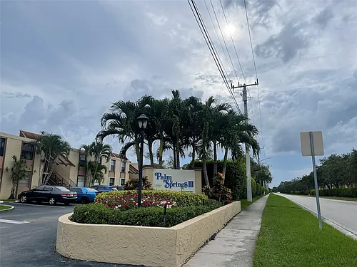 7460 NW 18th St #201 Photo 1