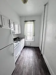 83 Avenue O
