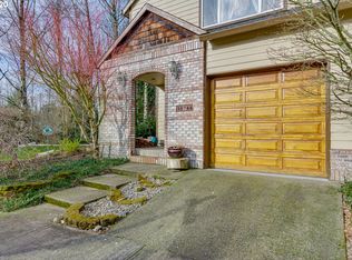 10746 NE 4th Ave, Portland, OR 97211